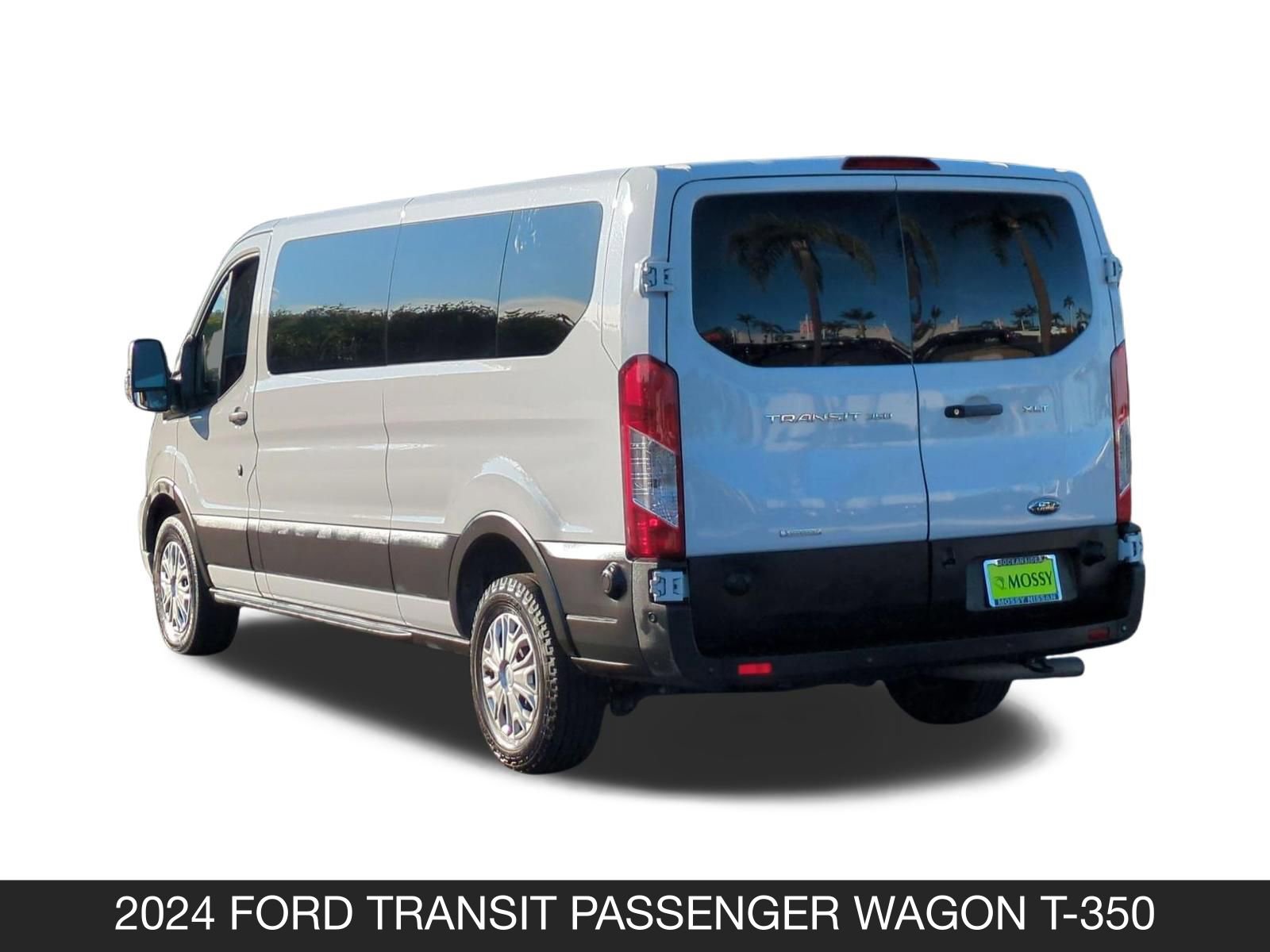 Used 2024 Ford Transit 350 XLT image 7