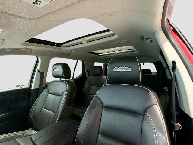 Used 2021 Chevrolet Traverse High Country w/ LPO, Floor Liner Package AWD/4WD image 21