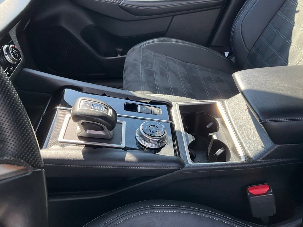 Used 2023 Mitsubishi Outlander SE Black Edition image 17