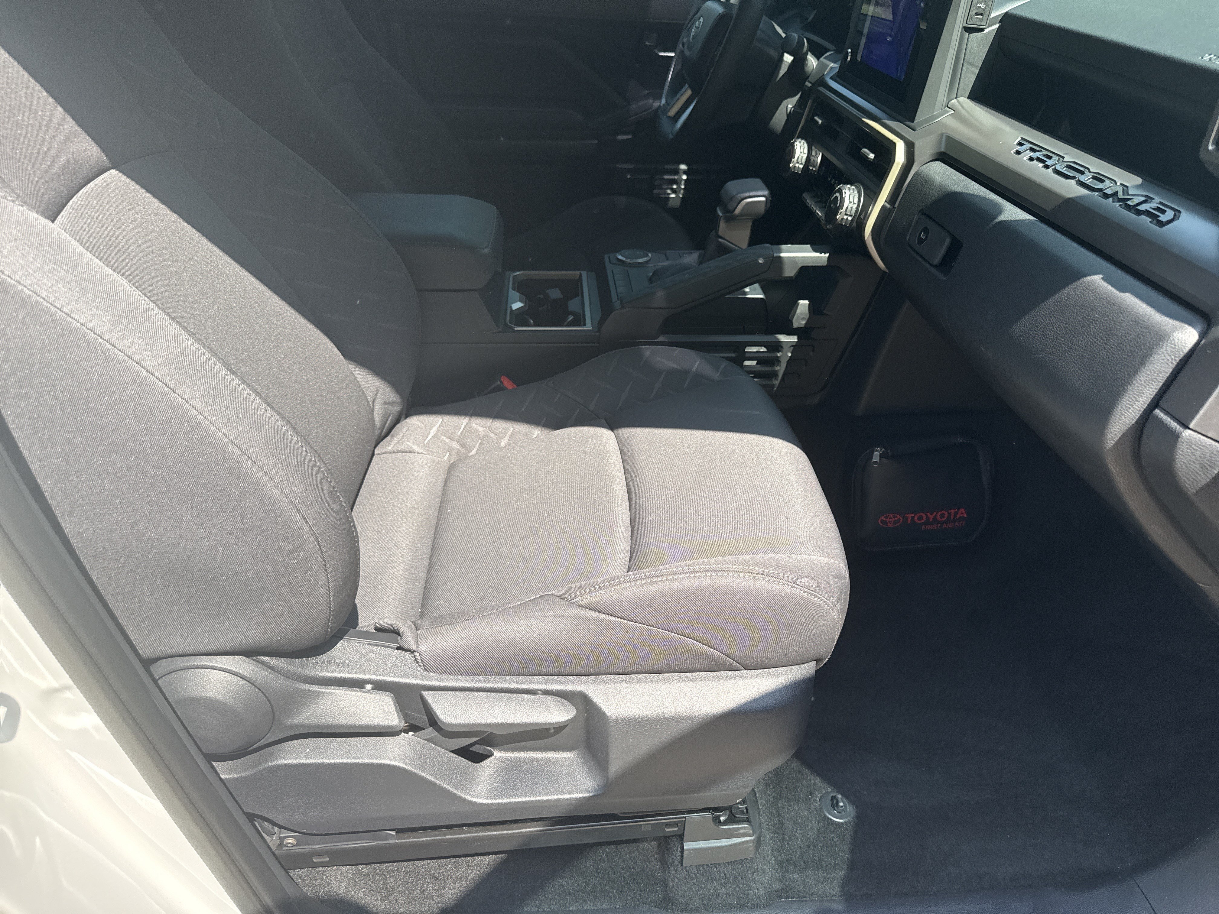Used 2024 Toyota Tacoma SR5 RWD image 13