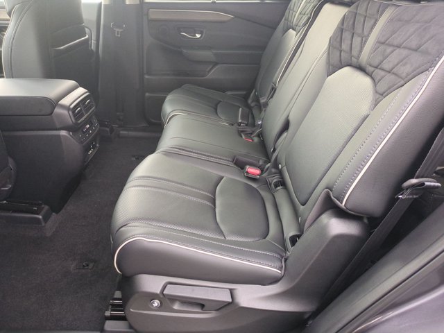 New 2026 Honda Pilot Elite image 16