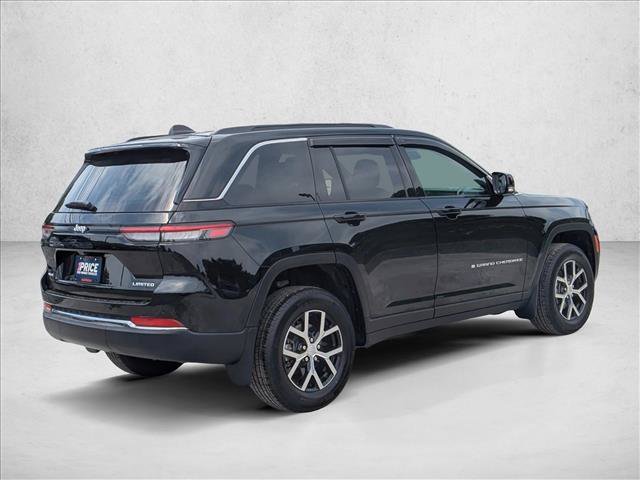 Used 2025 Jeep Grand Cherokee Limited w/ MOPAR Finishing Package AWD/4WD image 5