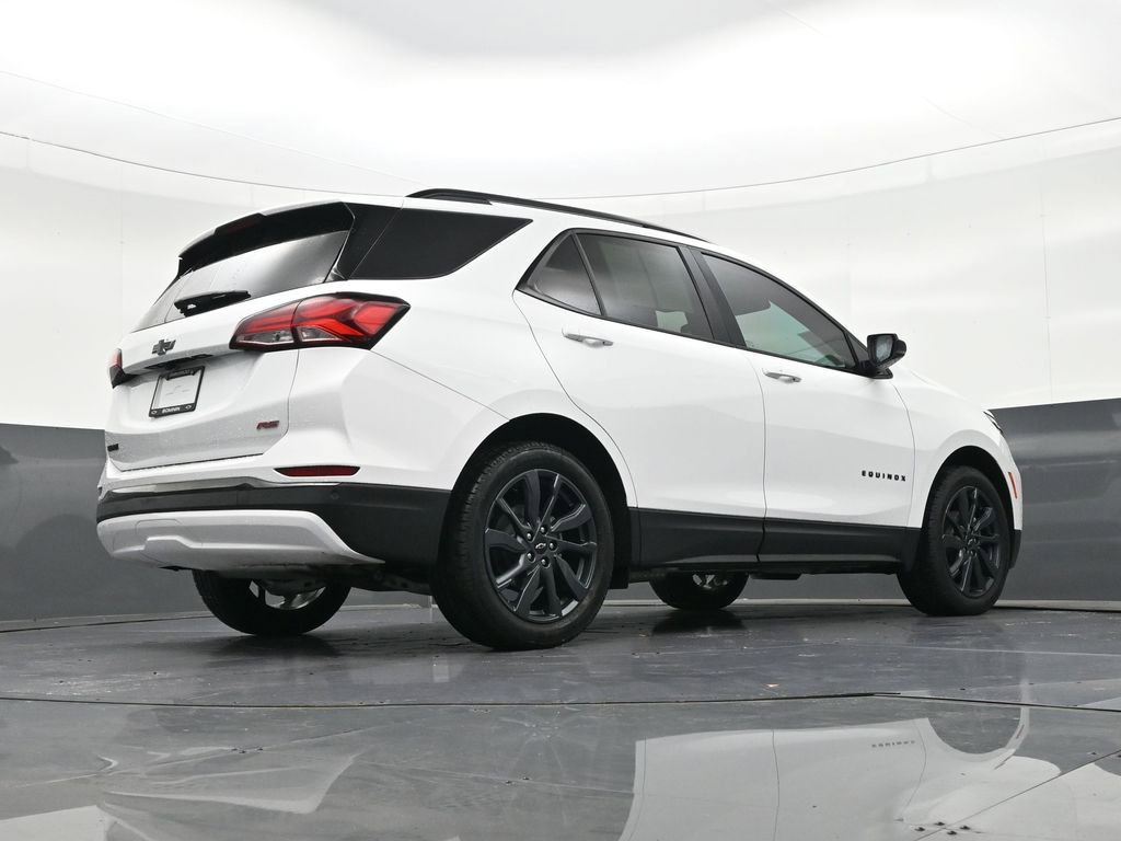 Used 2023 Chevrolet Equinox RS image 27