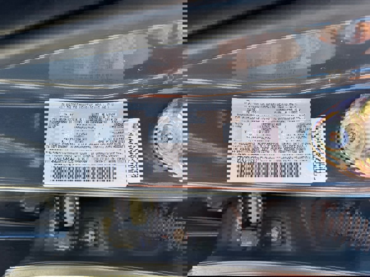 Used 2023 MAZDA MAZDA3 s image 21