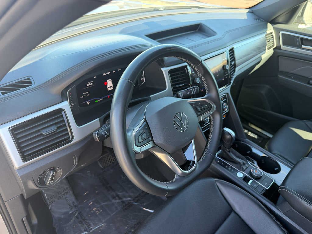 Used 2022 Volkswagen Atlas Cross Sport SE AWD/4WD image 13