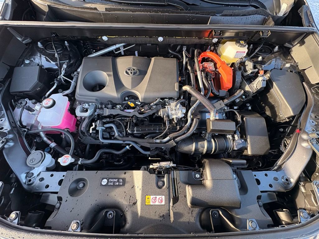 Used 2025 Toyota RAV4 XLE image 34