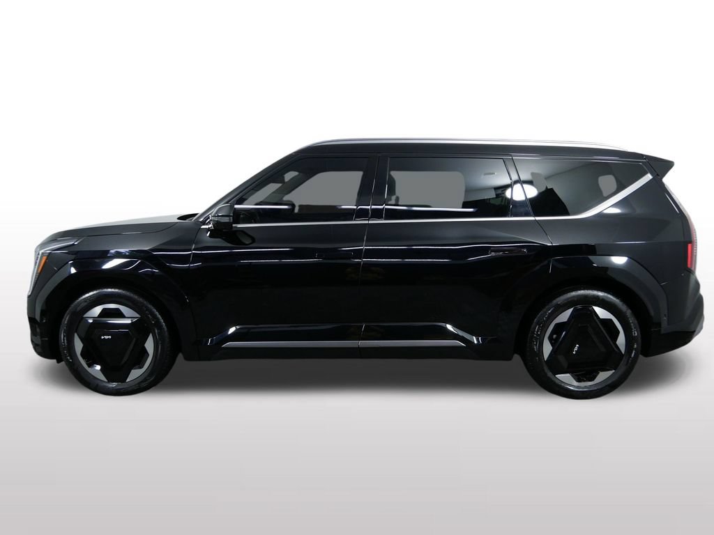 Used 2024 Kia EV9 Land AWD/4WD image 7