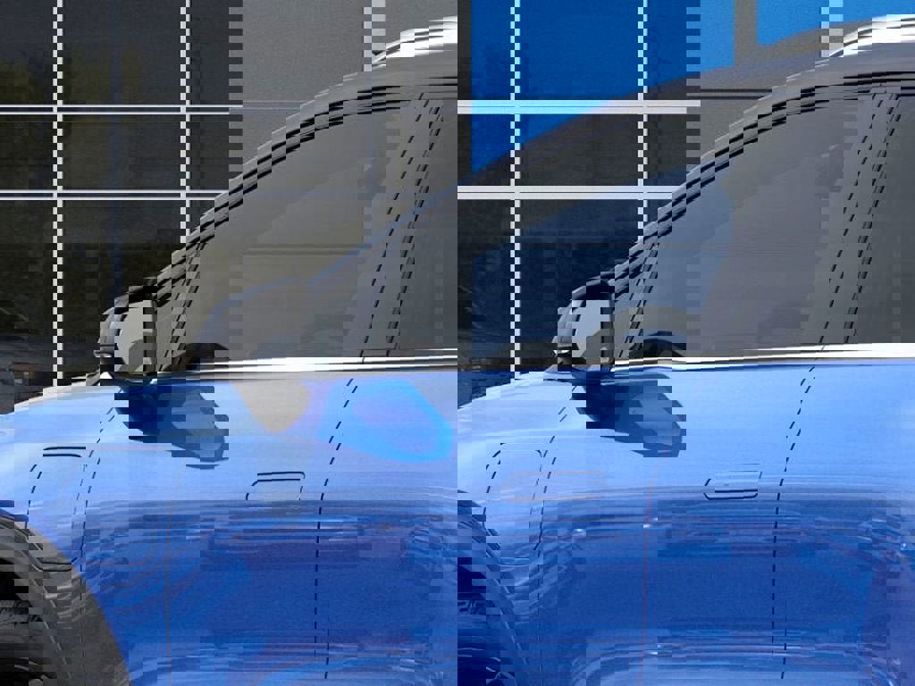 New 2026 Chevrolet Equinox EV LT image 13