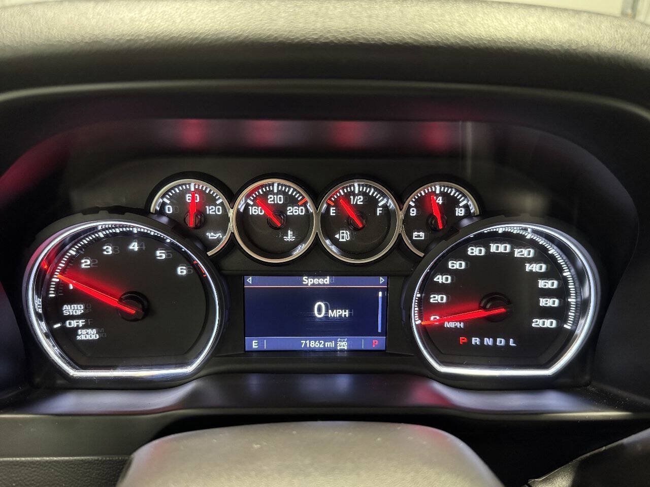 Used 2020 Chevrolet Silverado 1500 LT Trail Boss AWD/4WD image 31