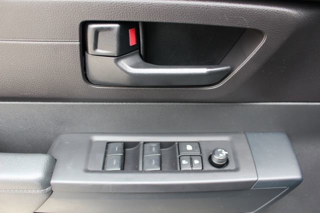 Used 2025 Toyota Tundra SR w/ SR Tow Package image 31