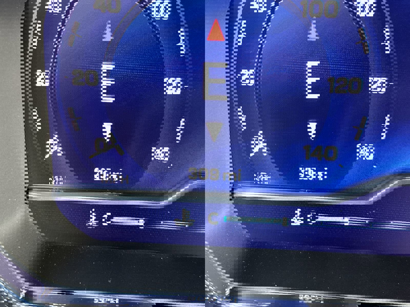 Certified 2025 Chevrolet Silverado 1500 ZR2 w/ Technology Package image 24