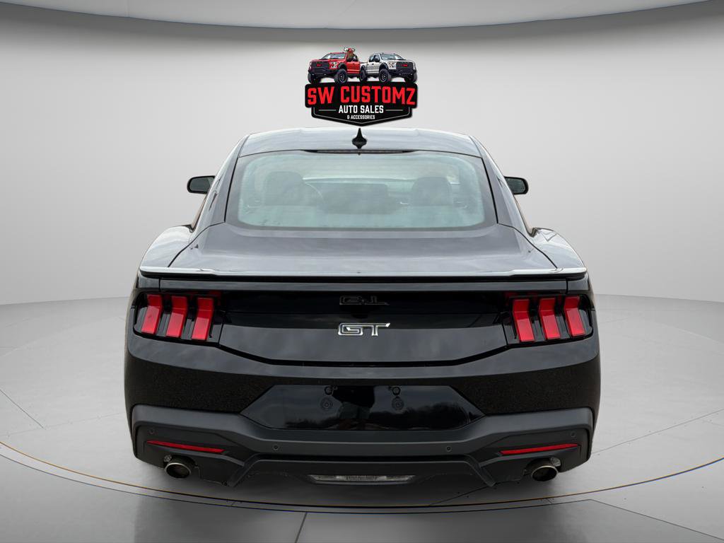 Used 2024 Ford Mustang GT Premium image 6