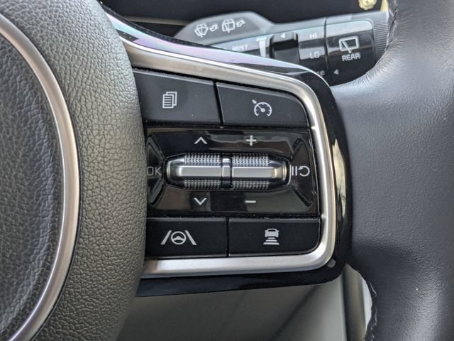 Certified 2024 Kia Carnival SX FWD image 39