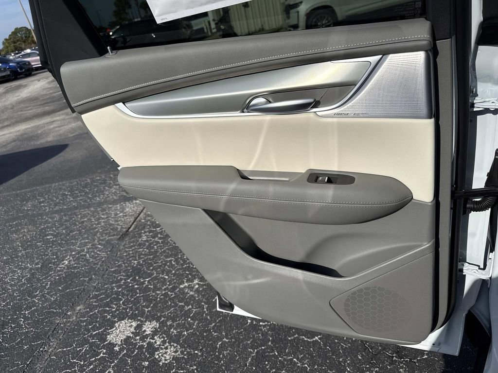 New 2026 Cadillac XT5 Premium Luxury w/ Driver Assist Package image 13