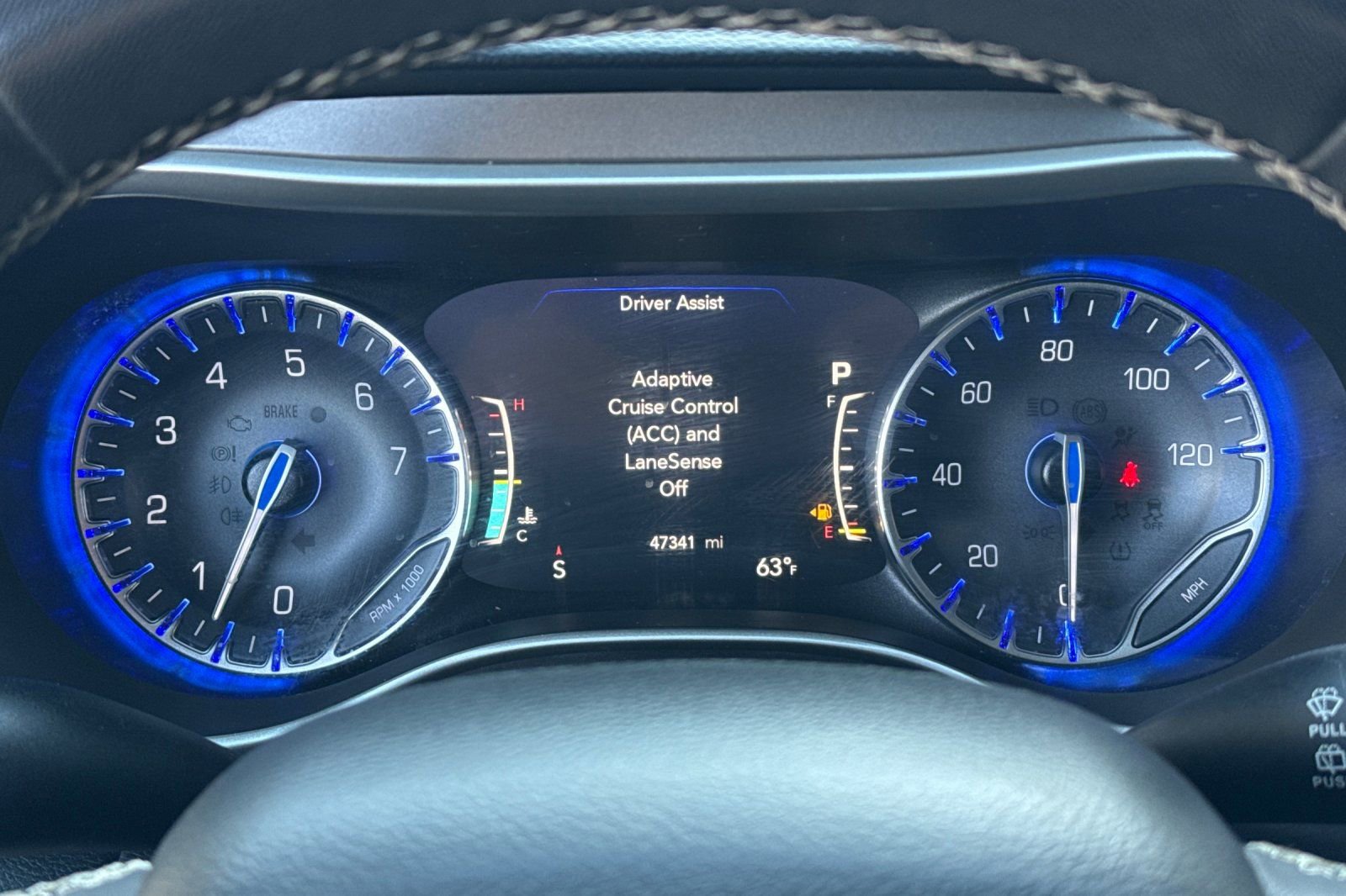 Used 2022 Chrysler Pacifica Touring-L image 38