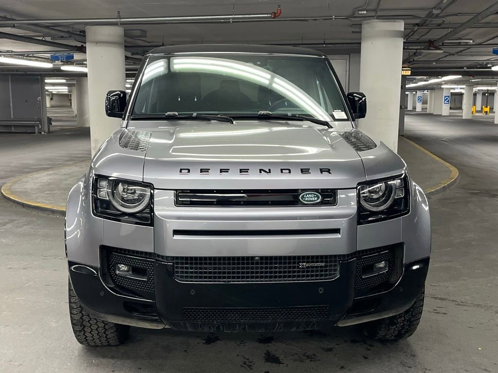 Used 2022 Land Rover Defender 110 X-Dynamic HSE image 32