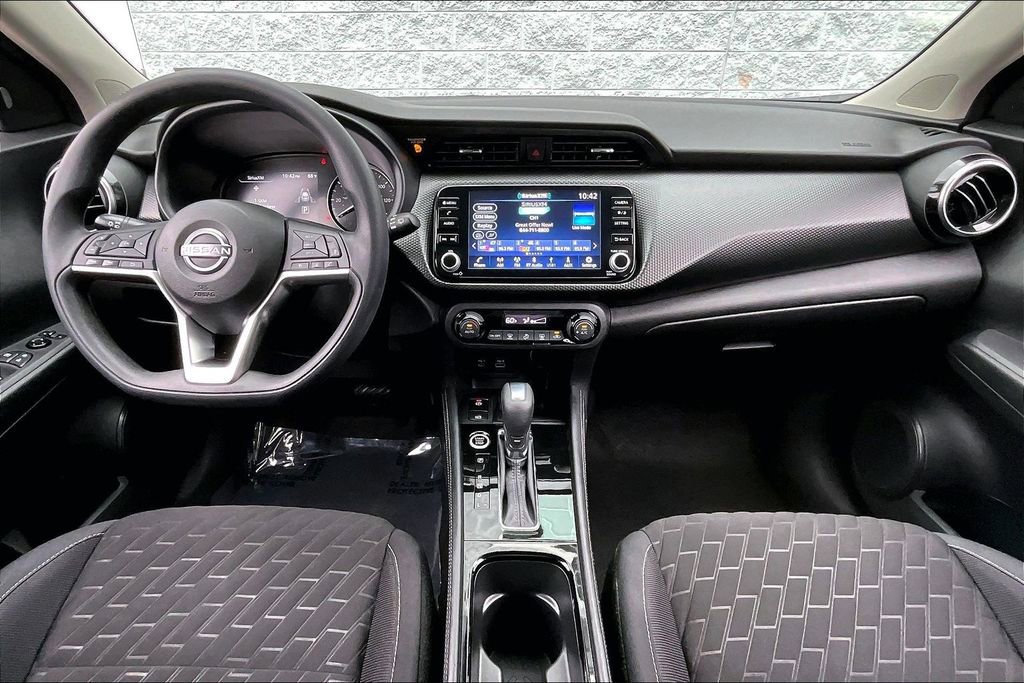Certified 2022 Nissan Kicks SV image 15