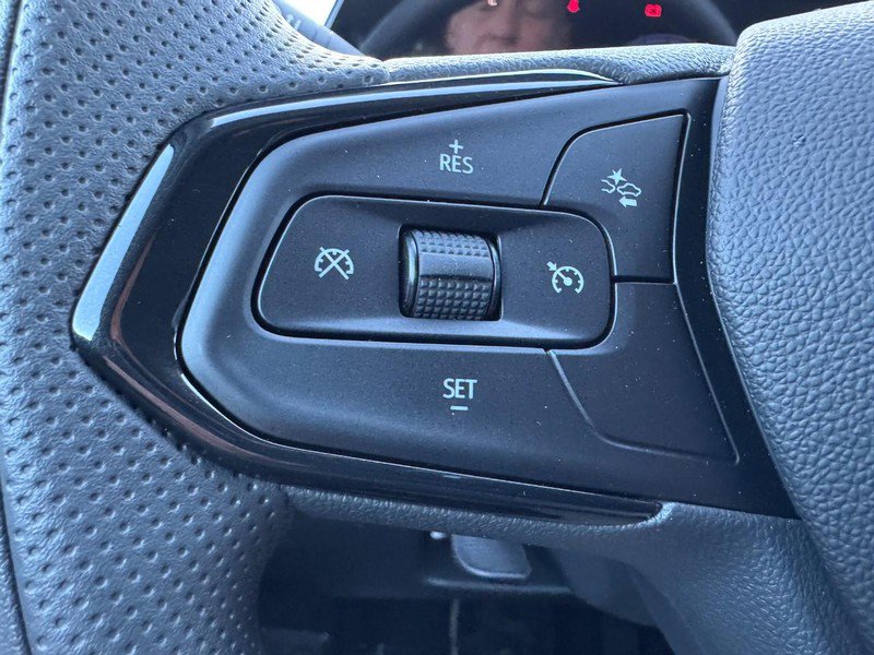 New 2026 Chevrolet Trax LT FWD image 31