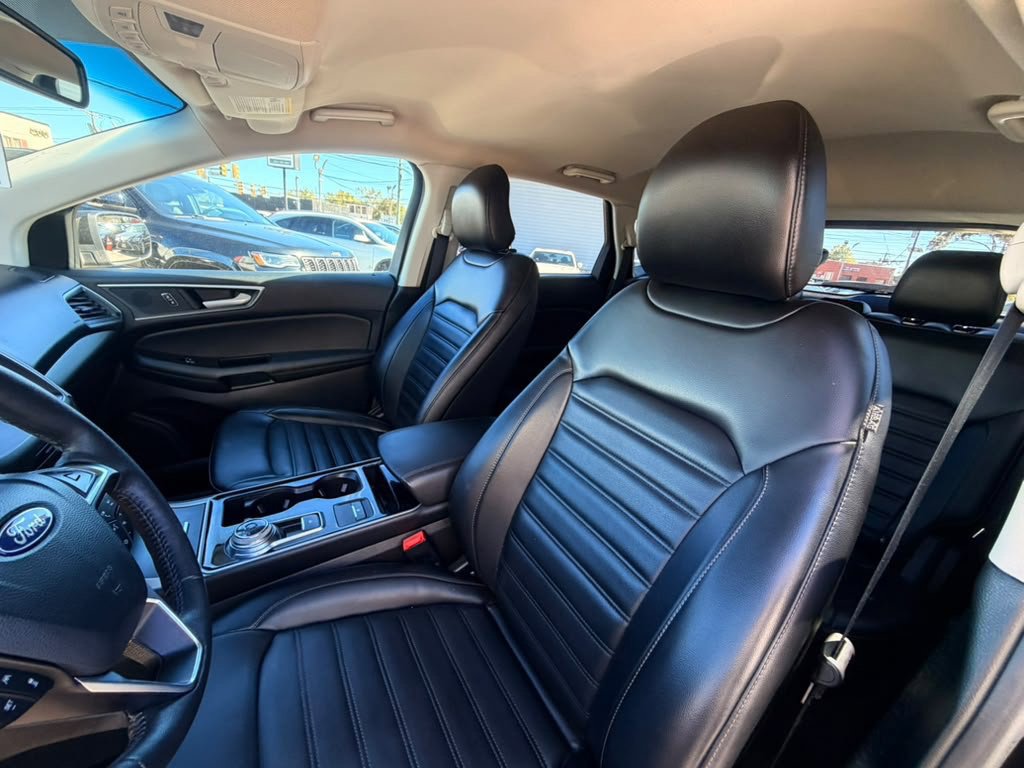 Used 2019 Ford Edge SEL w/ Equipment Group 201A AWD/4WD image 15