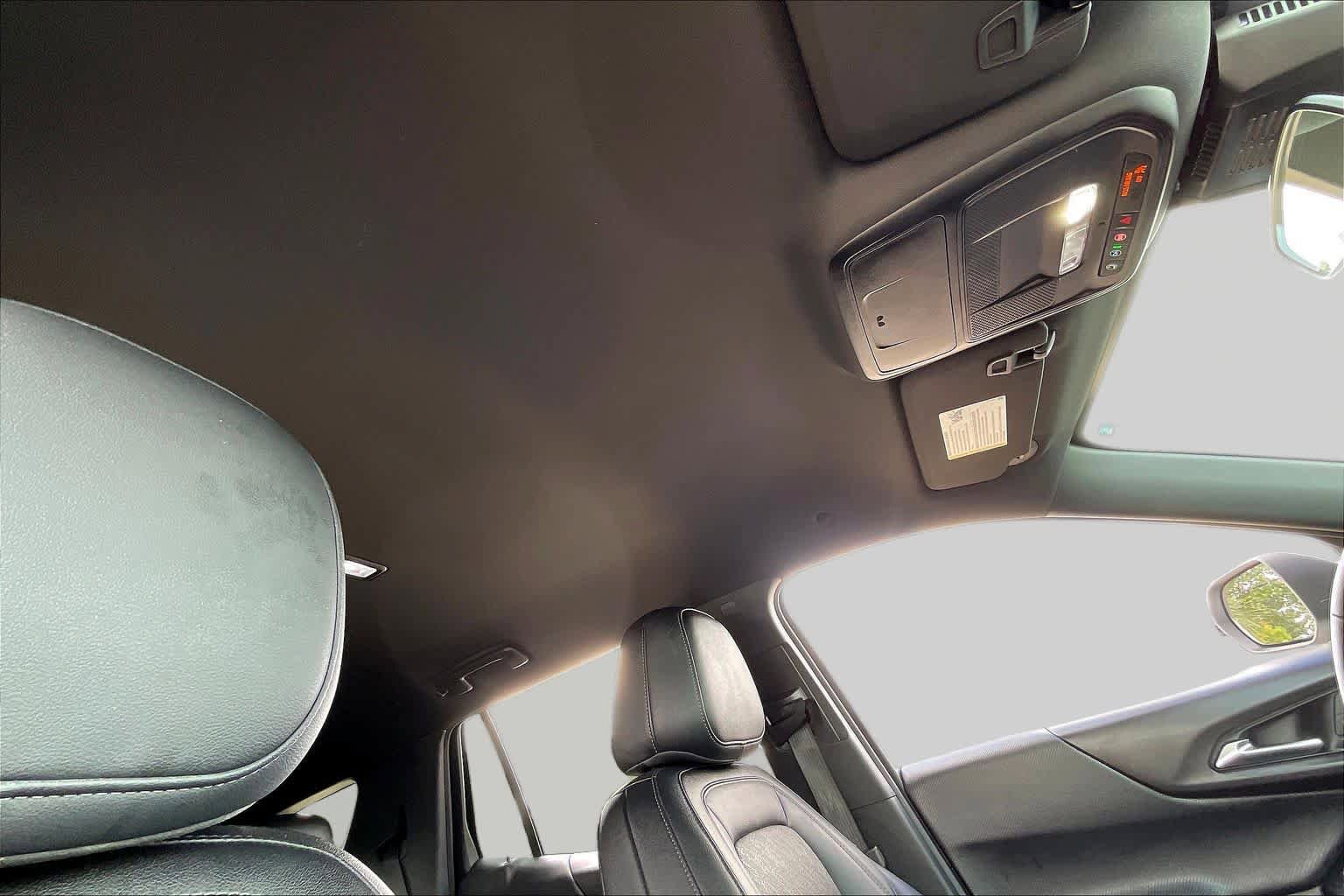 Used 2026 Chevrolet Equinox LT w/ Convenience Package II FWD image 15