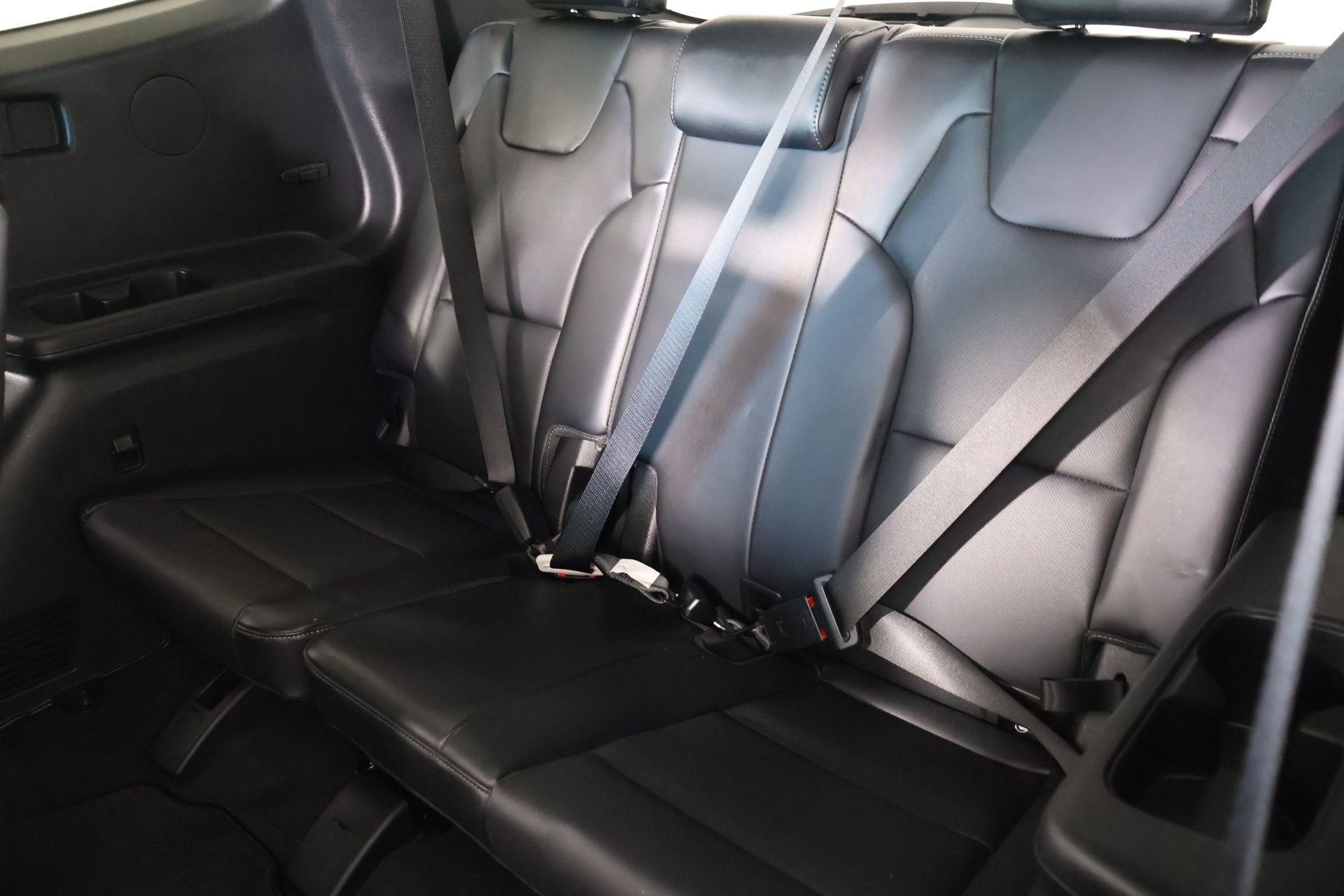 Used 2024 Kia Telluride S FWD image 14