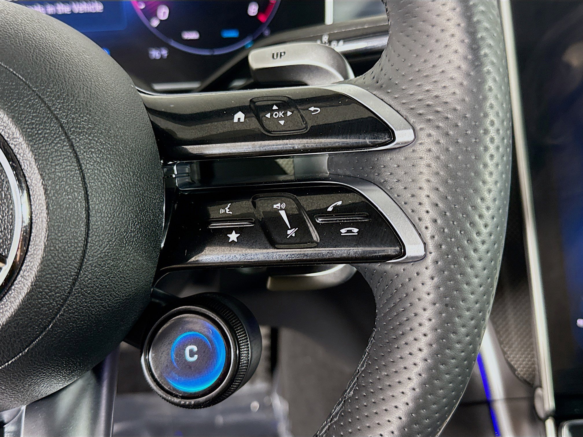 Used 2025 Mercedes-Benz CLE 53 AMG 4MATIC Cabriolet image 15