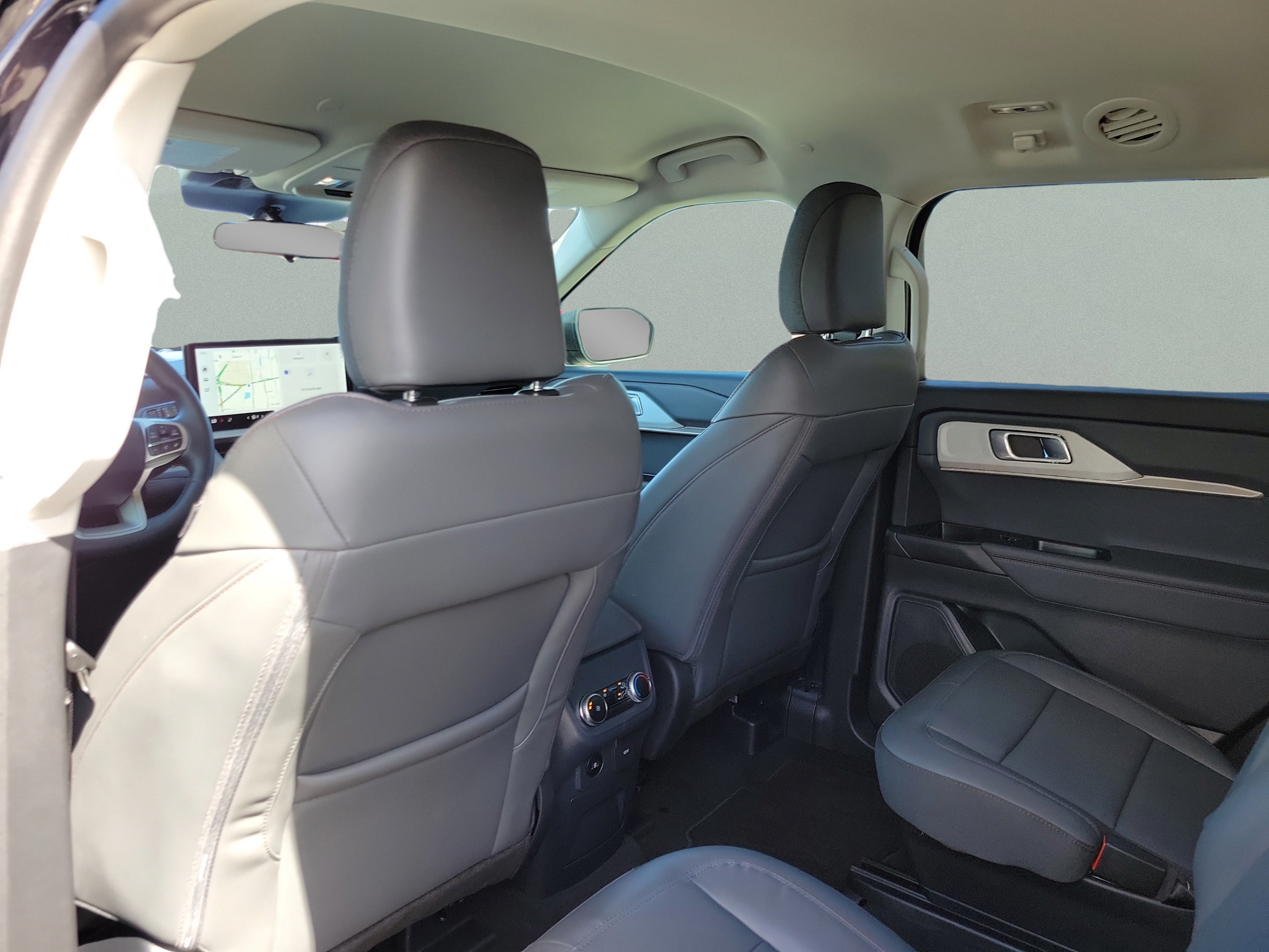 New 2026 Ford Explorer Active w/ Active Comfort Package RWD image 21