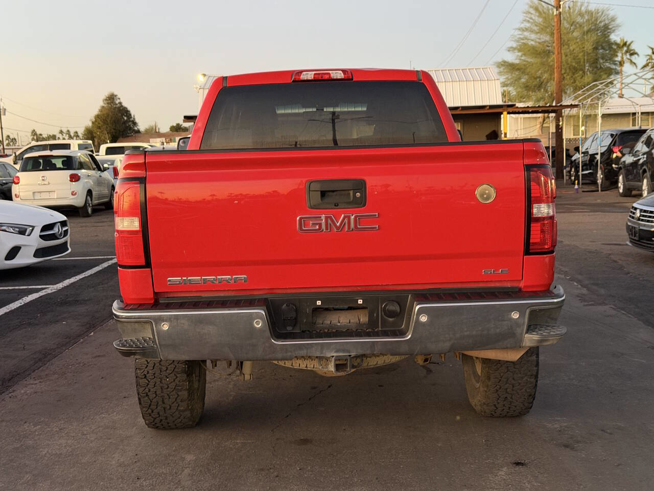 Used 2018 GMC Sierra 1500 SLE image 9