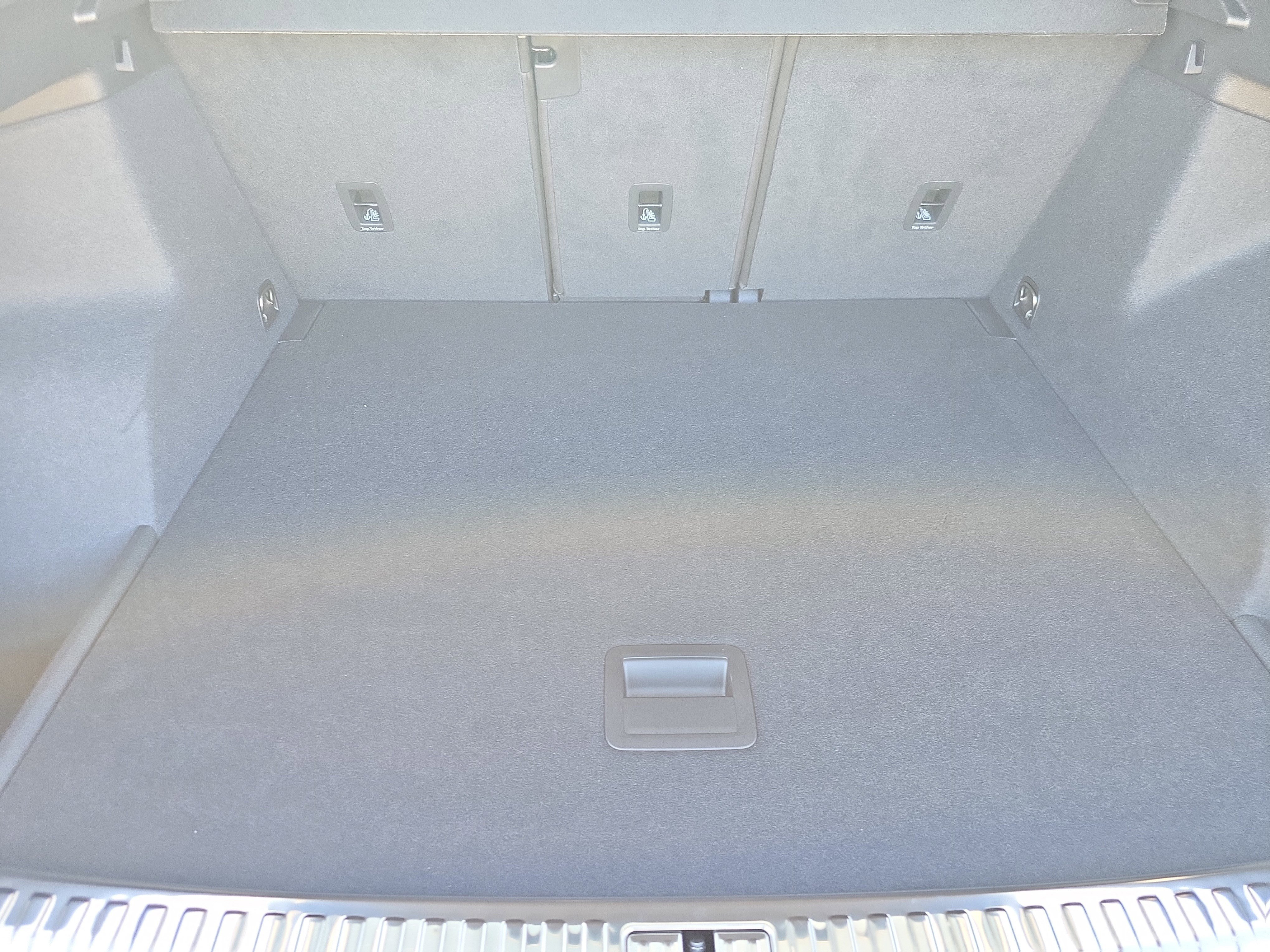 New 2025 Audi Q3 2.0T Premium image 12