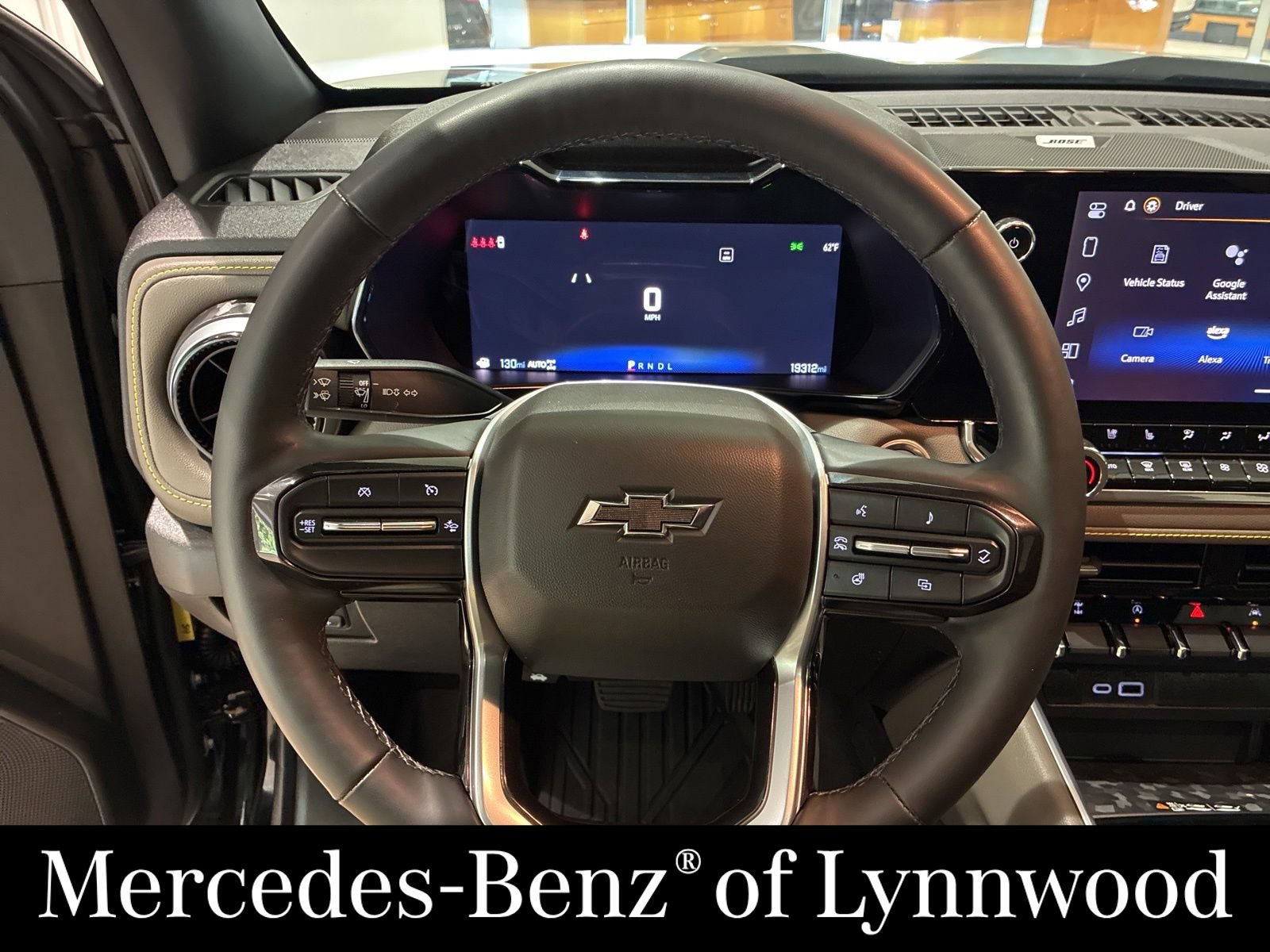 Used 2024 Chevrolet Colorado ZR2 w/ ZR2 Convenience Package III AWD/4WD image 19