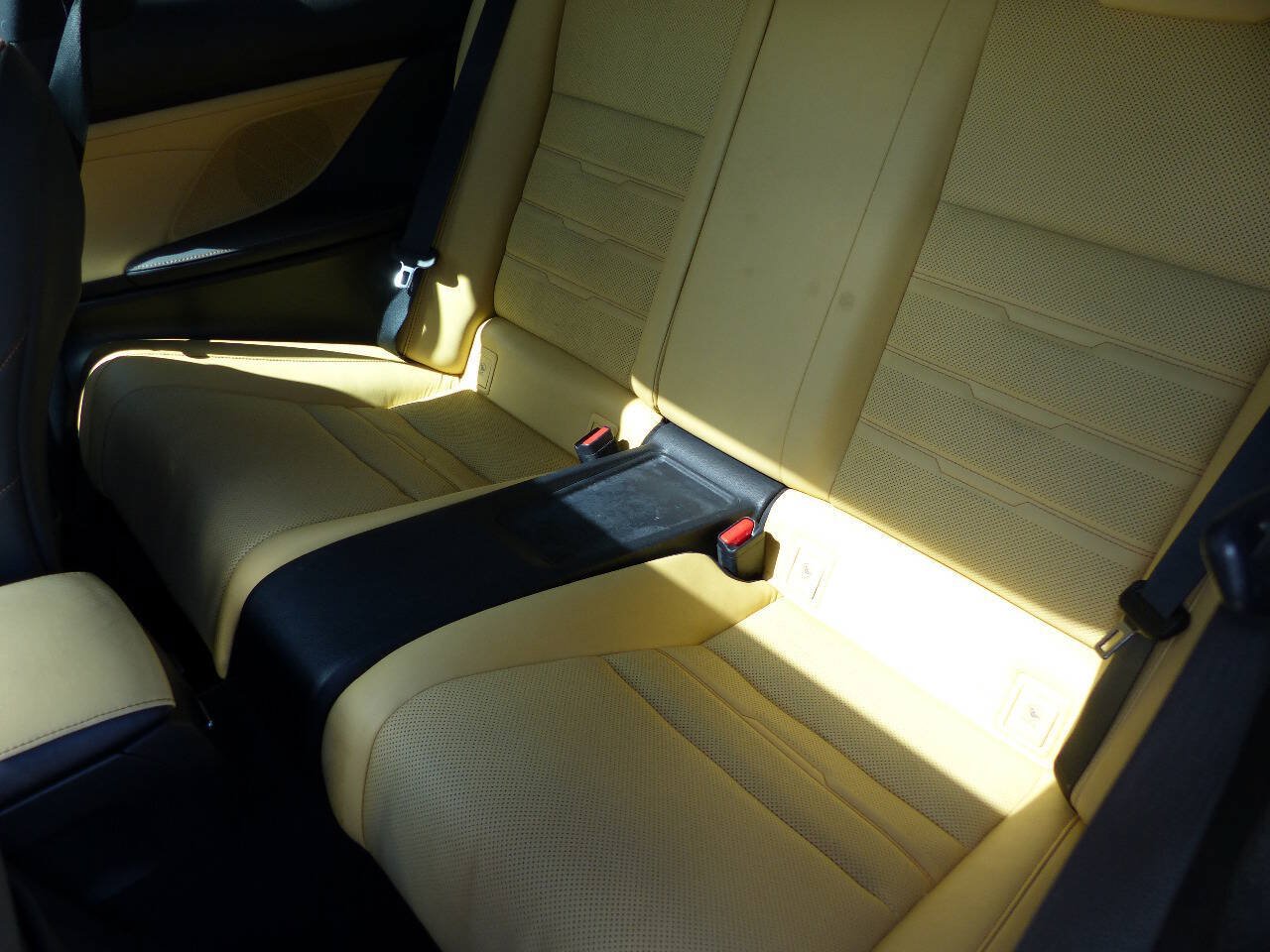 Used 2016 Lexus RC 300 AWD image 19