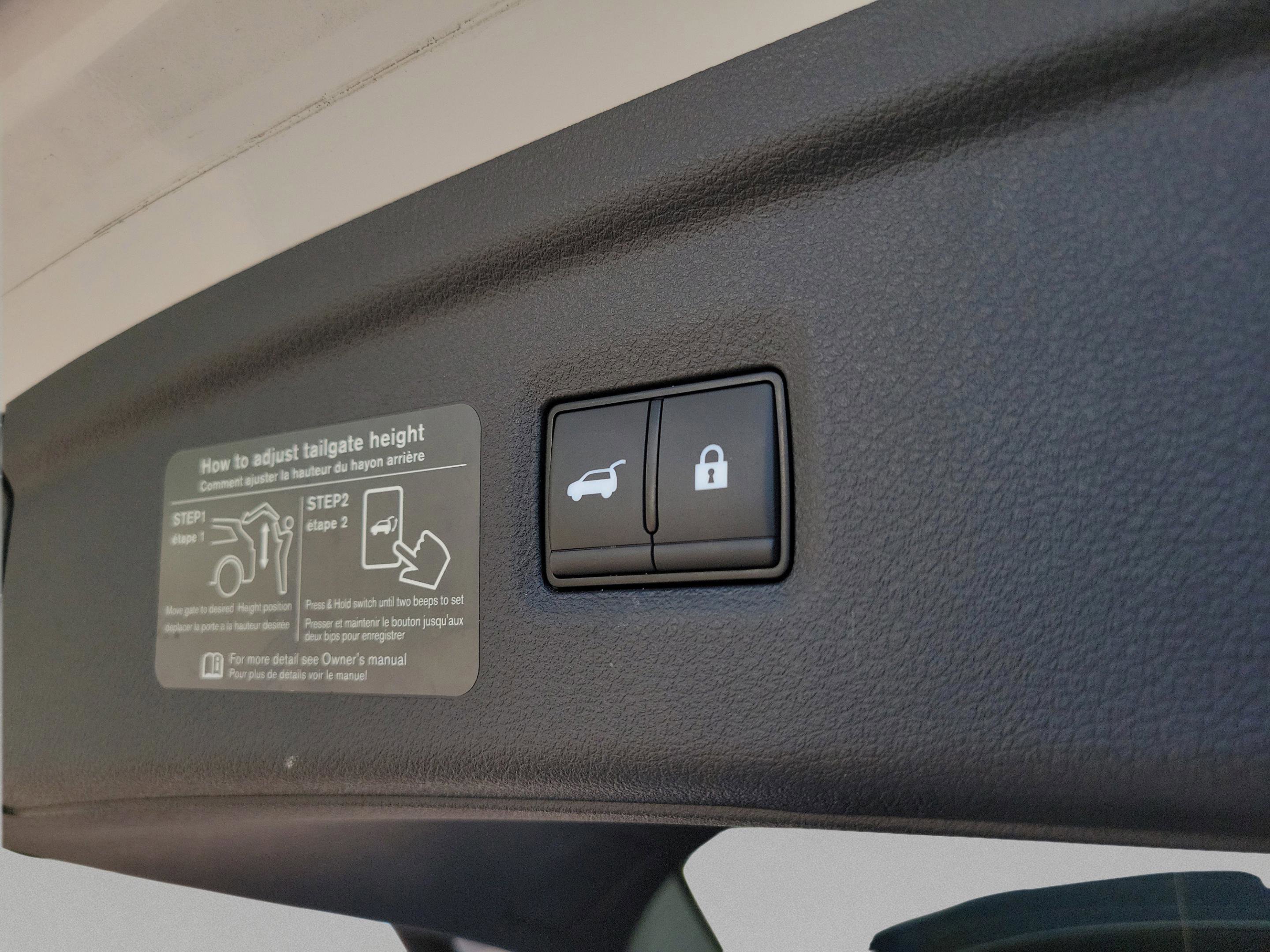 Certified 2025 INFINITI QX50 Pure image 31