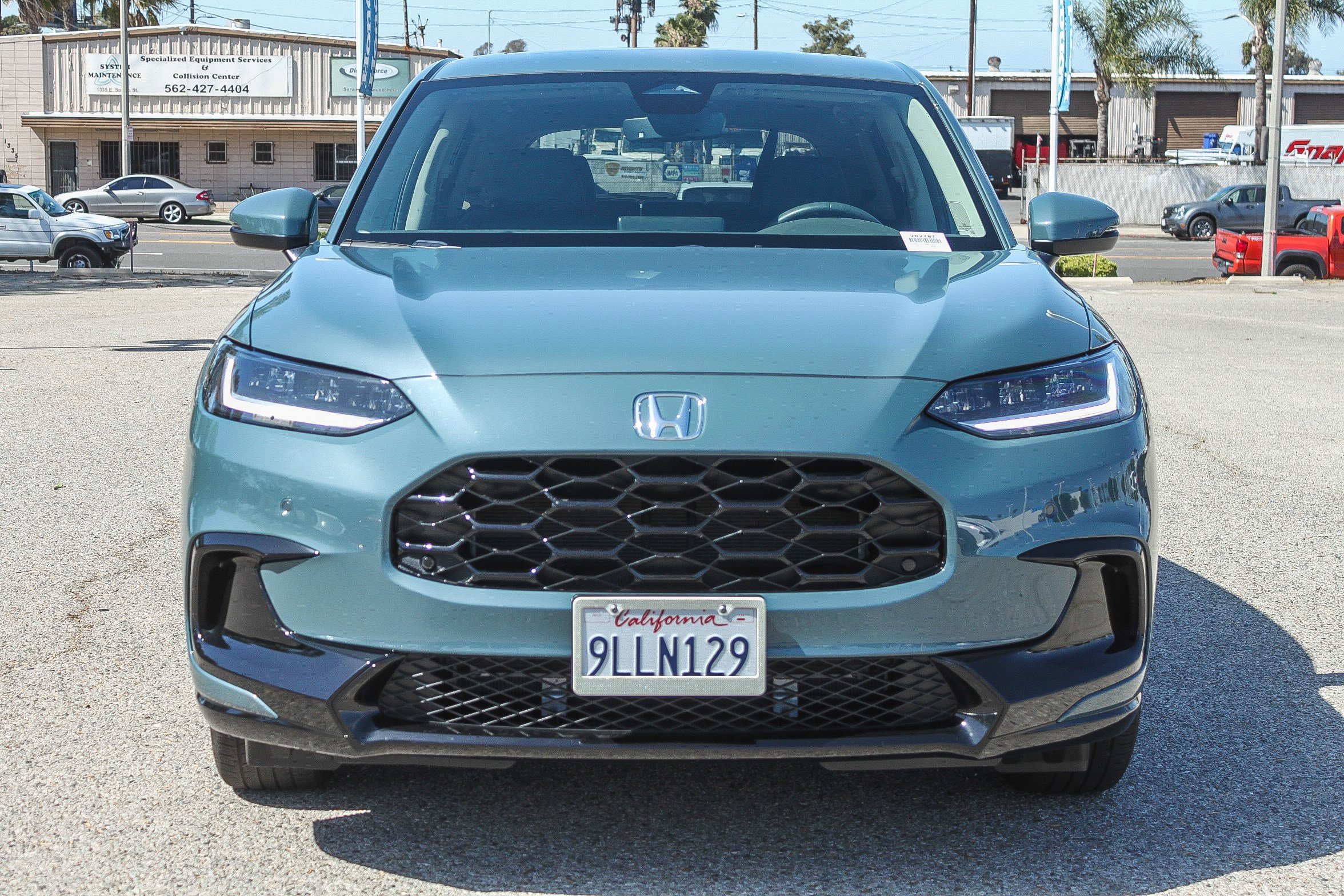 Used 2024 Honda HR-V EX-L image 2