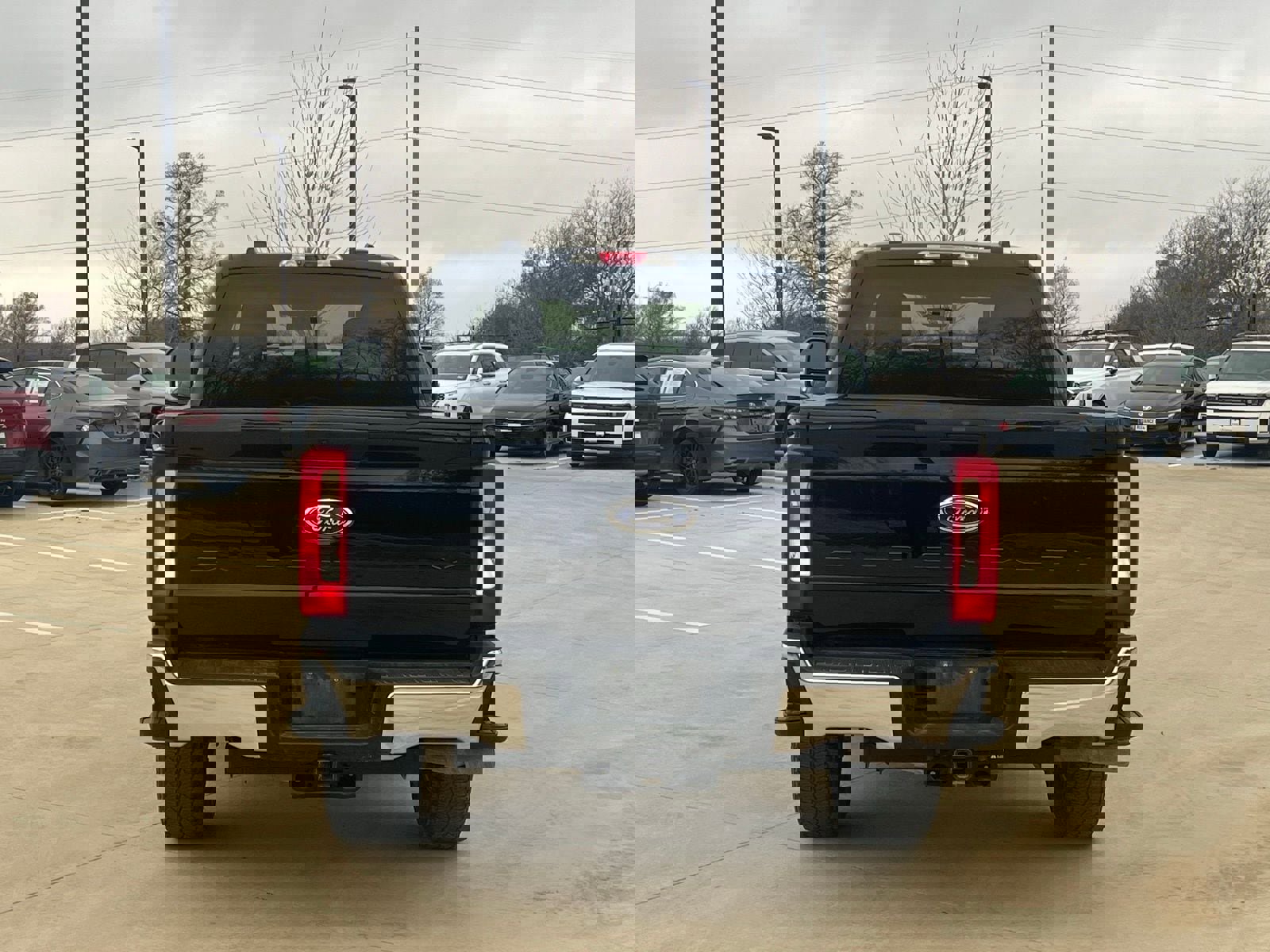 Used 2024 Ford F250 XLT w/ FX4 Off-Road Package image 11