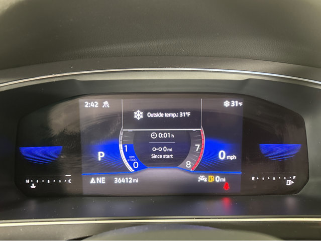 Used 2022 Volkswagen Tiguan SE image 5