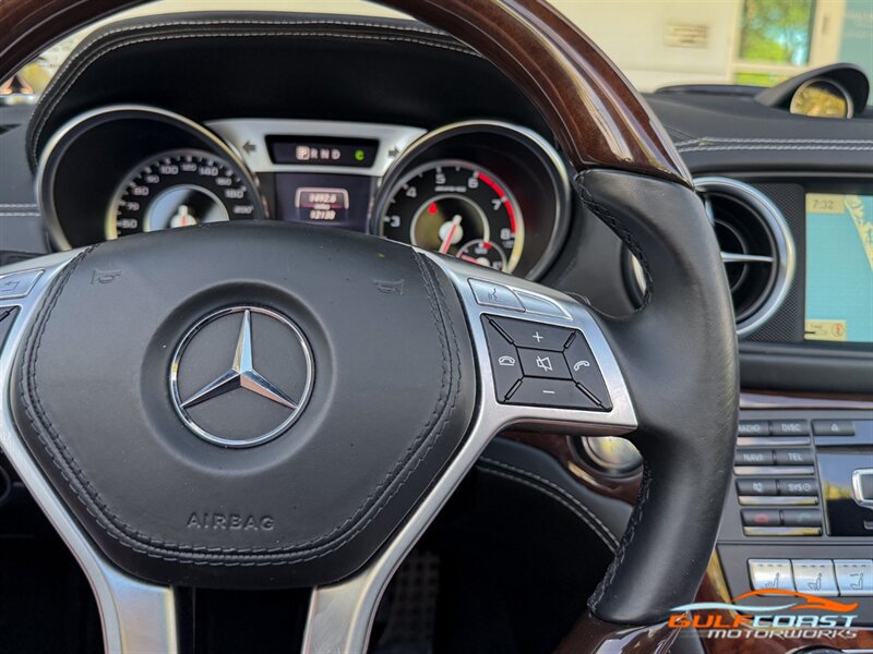Used 2015 Mercedes-Benz SL 65 AMG image 29