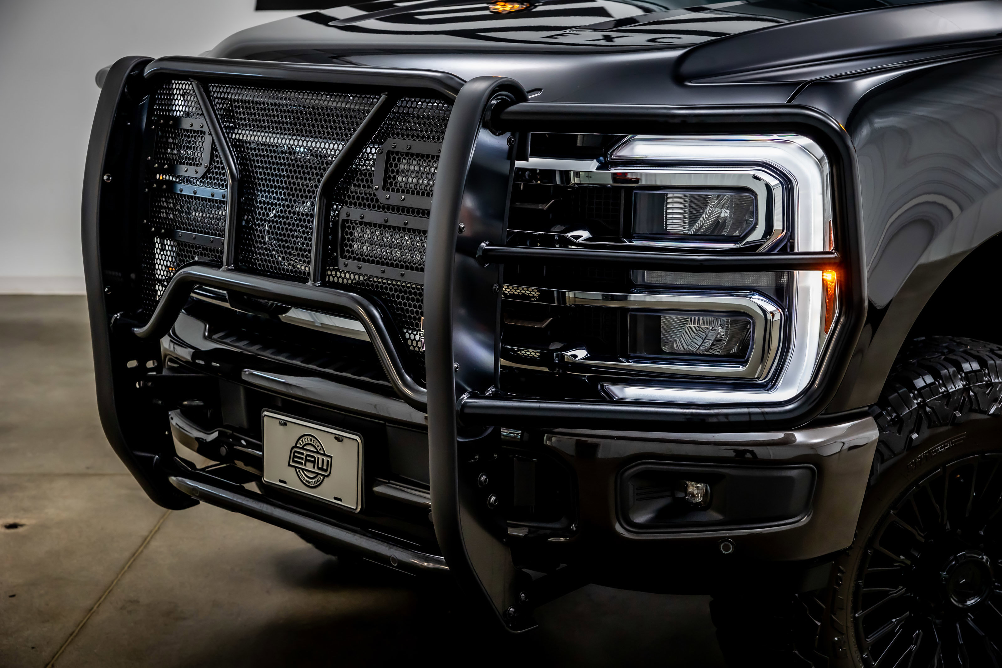 Used 2024 Ford F250 King Ranch w/ Tremor Off-Road Package image 32