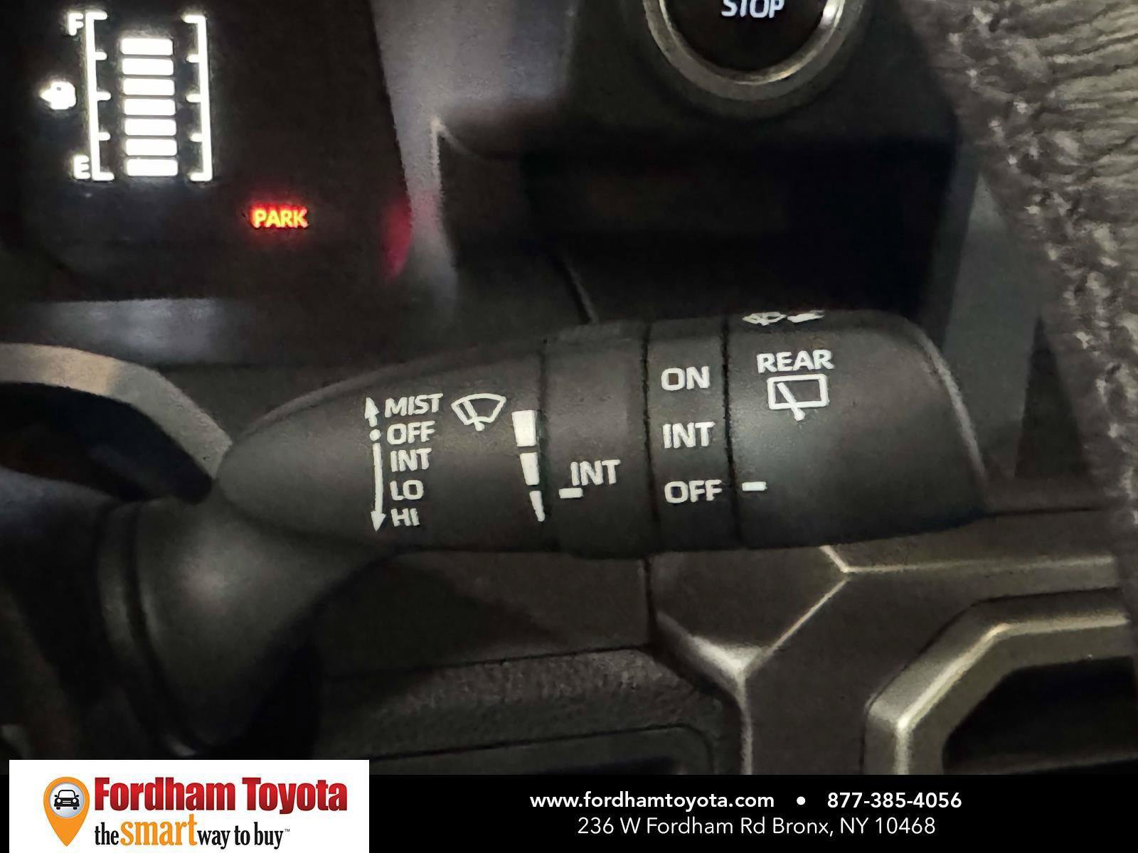Used 2025 Toyota 4Runner SR5 AWD/4WD image 23