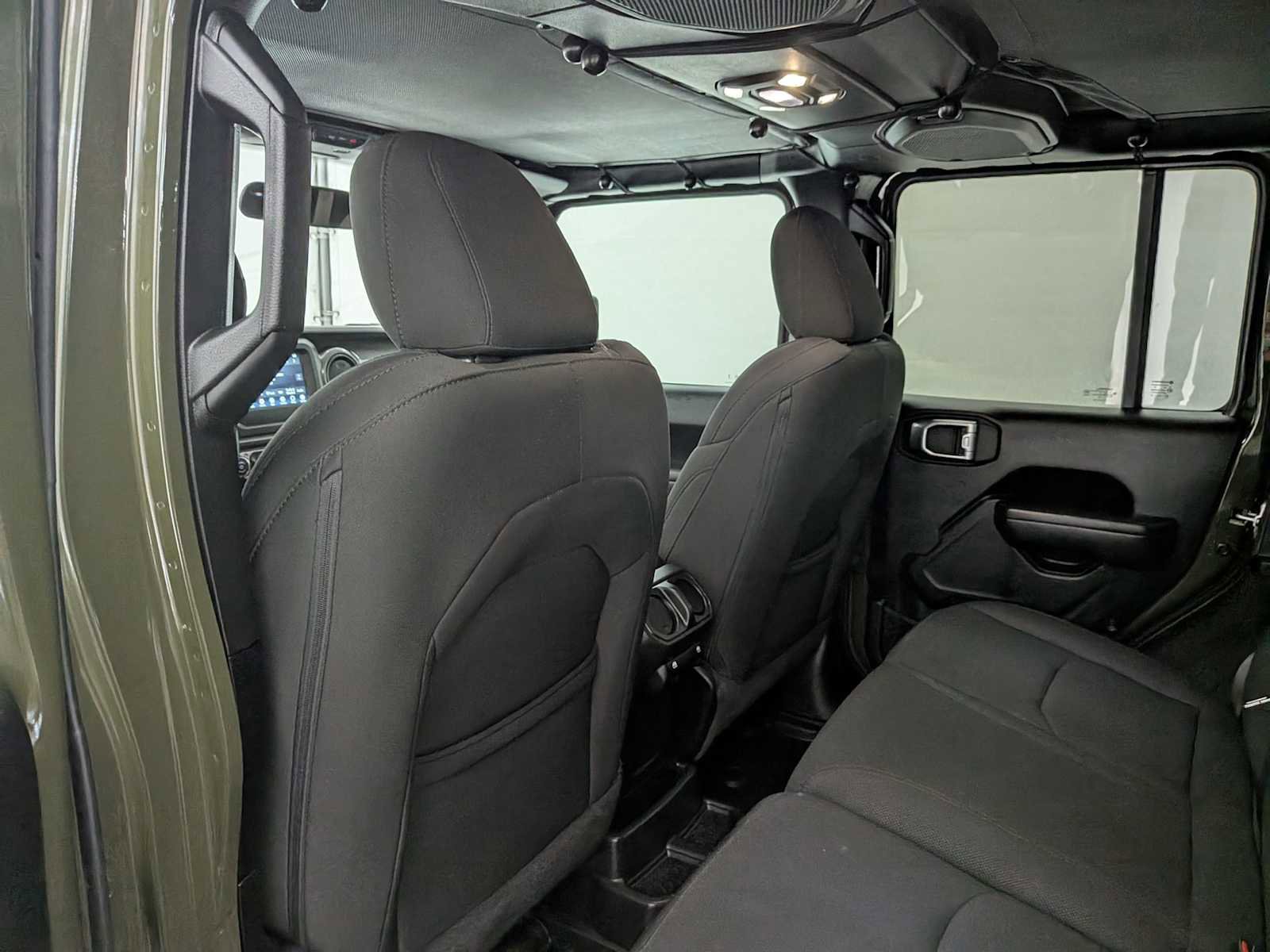 Used 2023 Jeep Wrangler Unlimited image 20