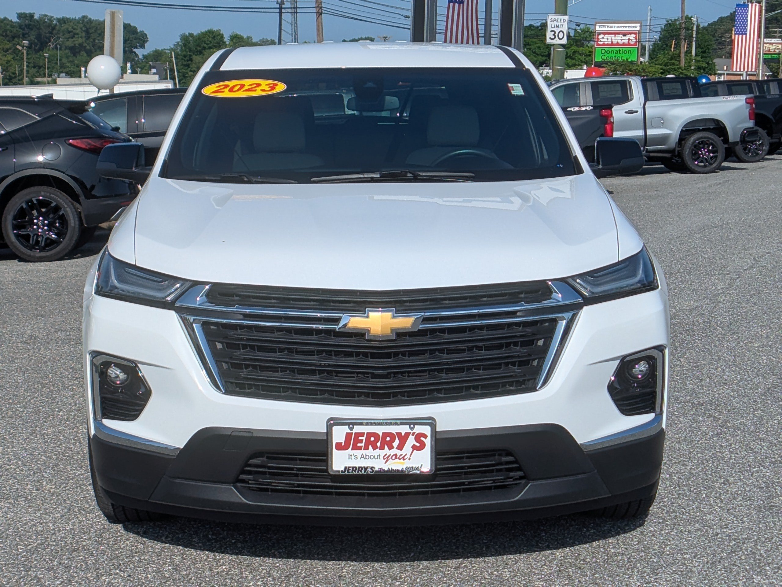 Used 2023 Chevrolet Traverse LS w/ LPO, Cargo Package AWD/4WD image 2