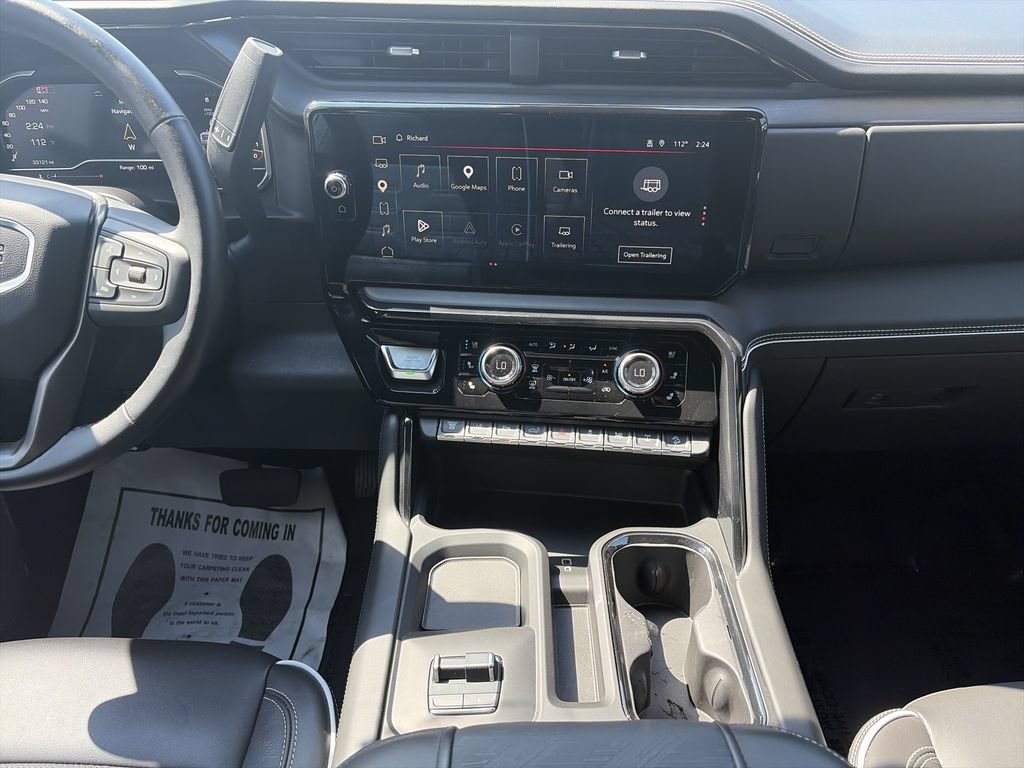 Used 2025 GMC Sierra 2500 AT4X AWD/4WD image 16
