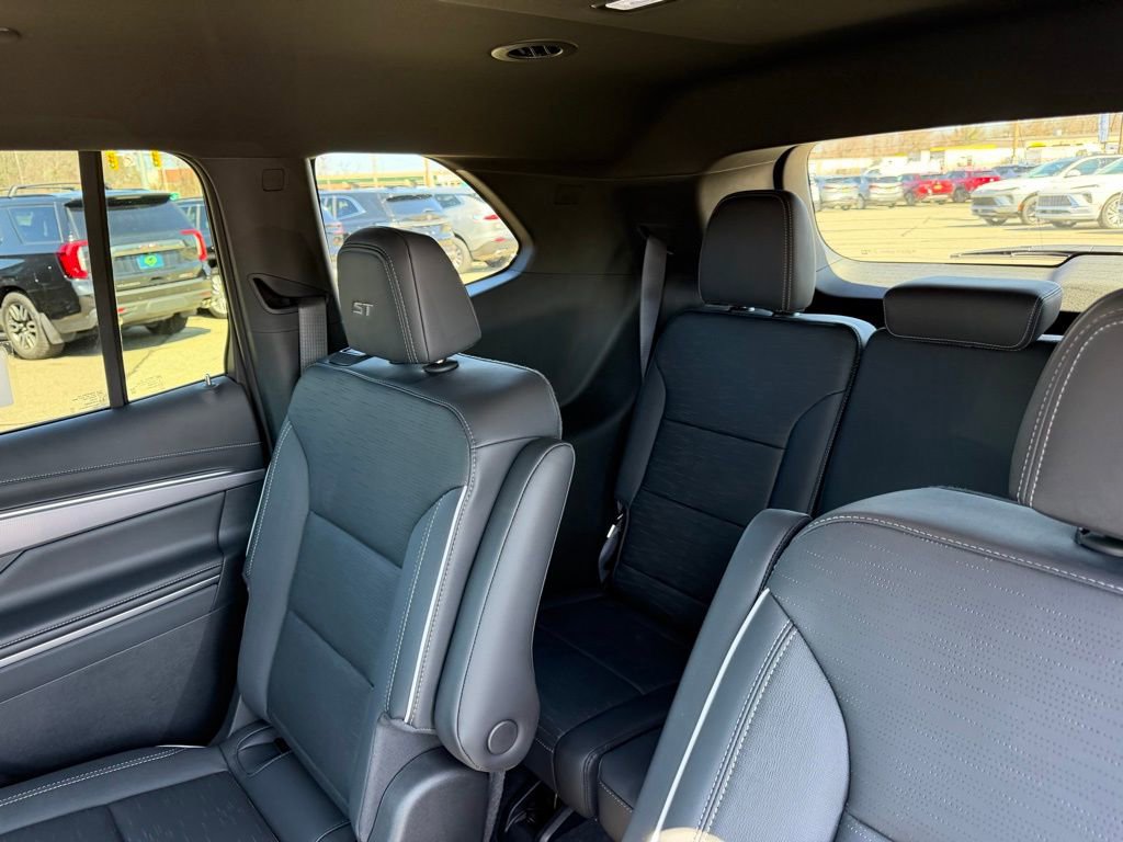 New 2025 Buick Enclave Sport Touring w/ Super Cruise Package image 10