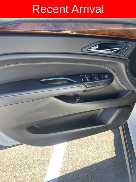 Used 2014 Cadillac SRX Luxury w/ Driver Awareness Package AWD/4WD image 6