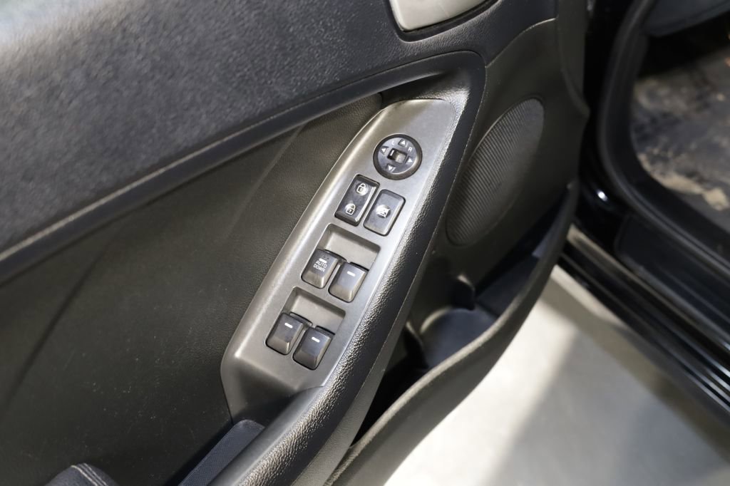 Used 2018 Kia Forte LX w/ LX Rear Camera Package image 11