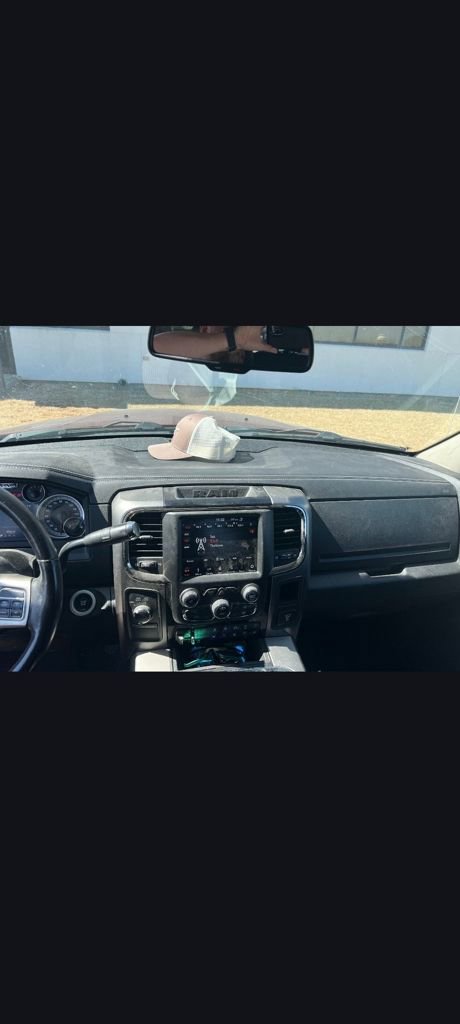 Used 2018 RAM 2500 Laramie w/ Sport Appearance Group image 7