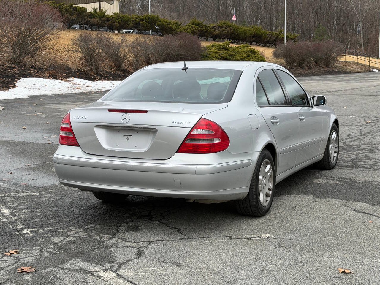 Used 2005 Mercedes-Benz E 320 4MATIC Sedan image 7