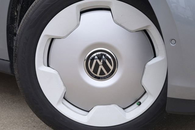 New 2025 Volkswagen ID. Buzz 1st Edition image 6