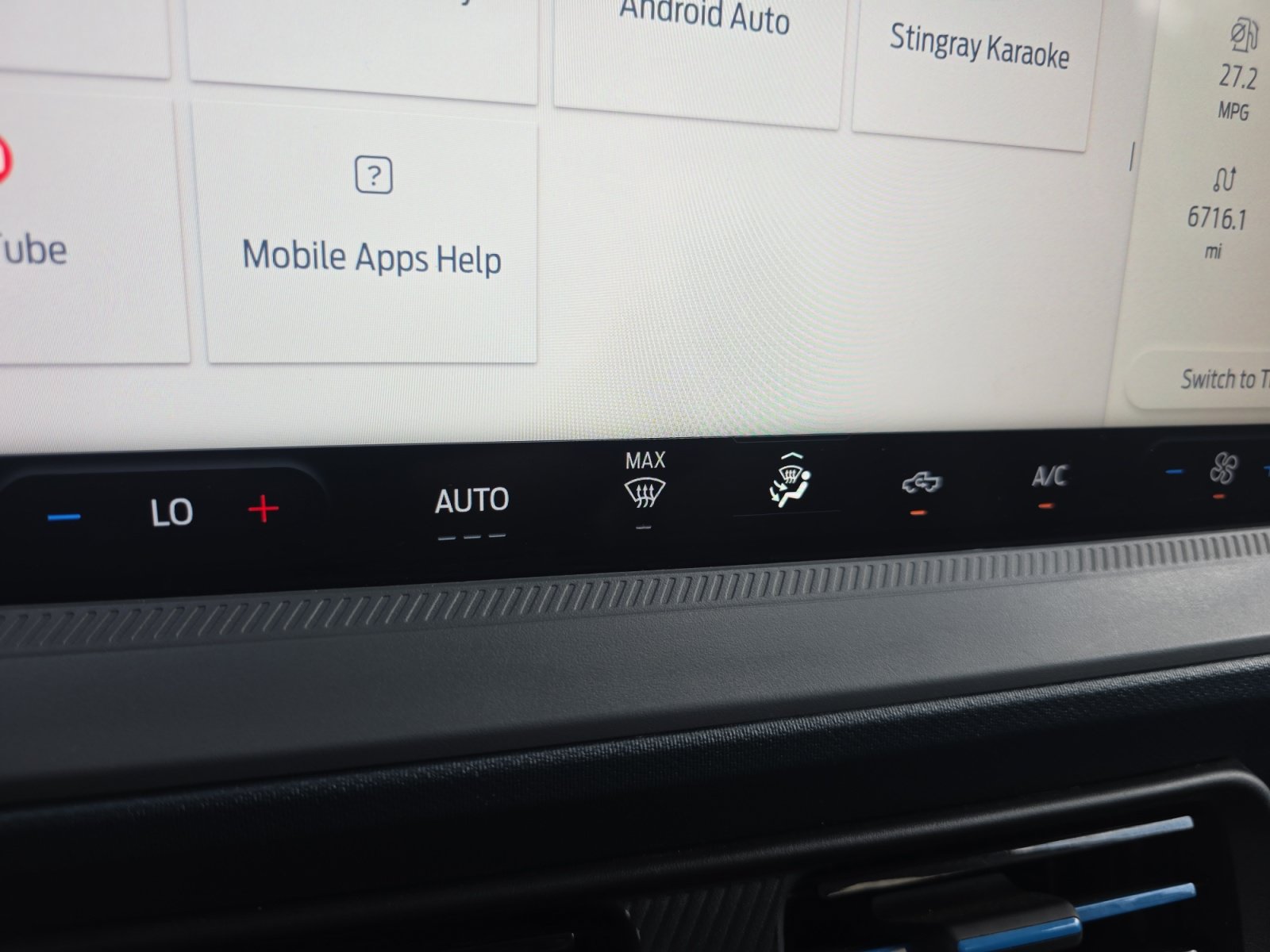 Used 2025 Ford Maverick Lobo AWD/4WD image 16