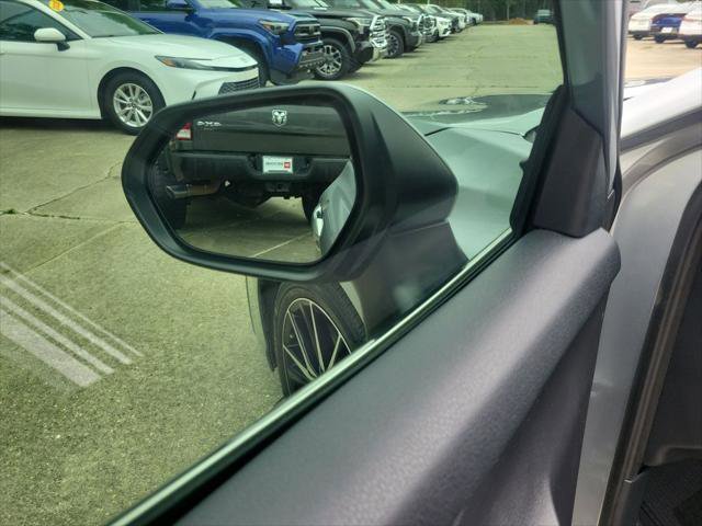 Certified 2023 Toyota Camry SE FWD image 11