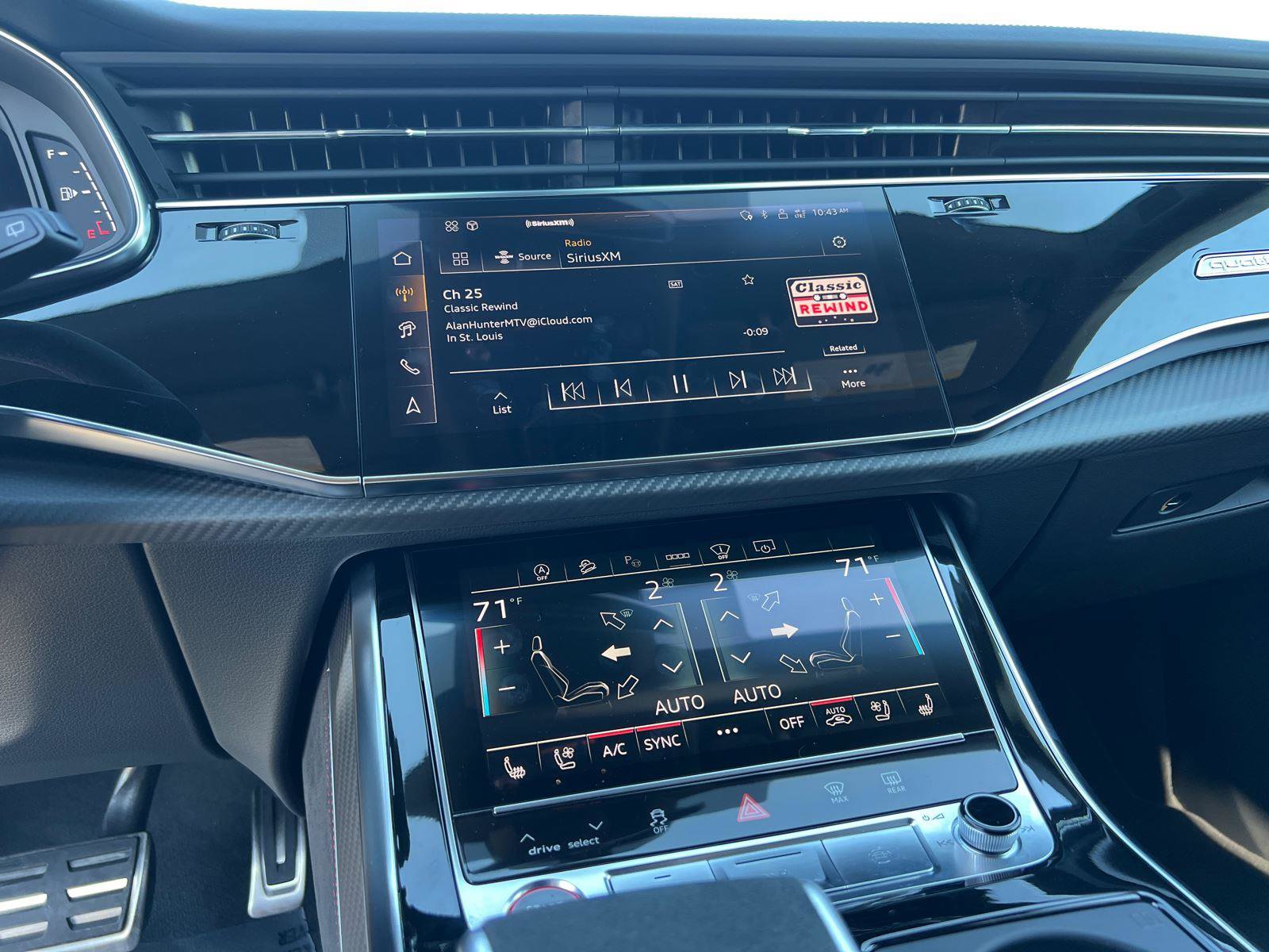 Used 2025 Audi RS Q8 performance image 29